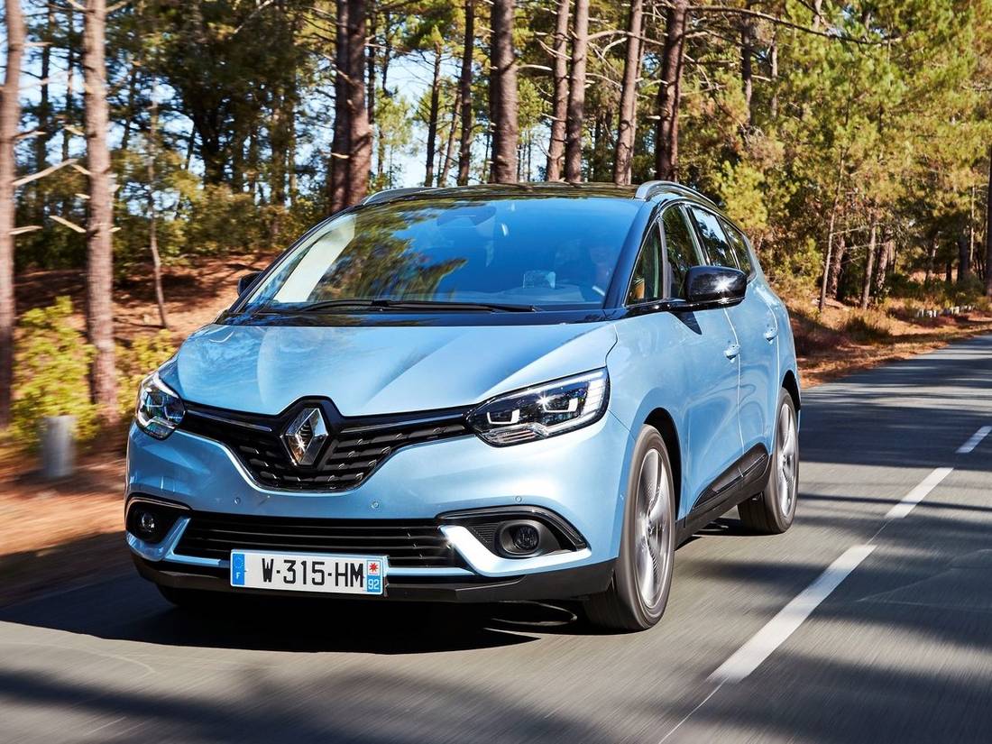 renault-grand-scenic-front