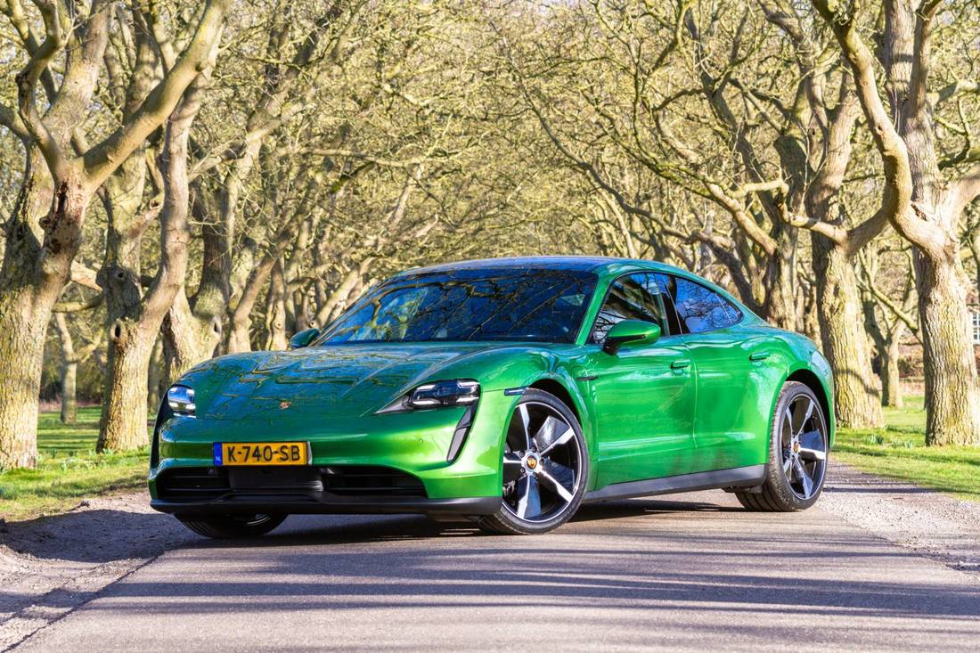 Elektrische Porsche Taycan nu al succesvoller dan beste Volkswagen ooit in 15 jaar