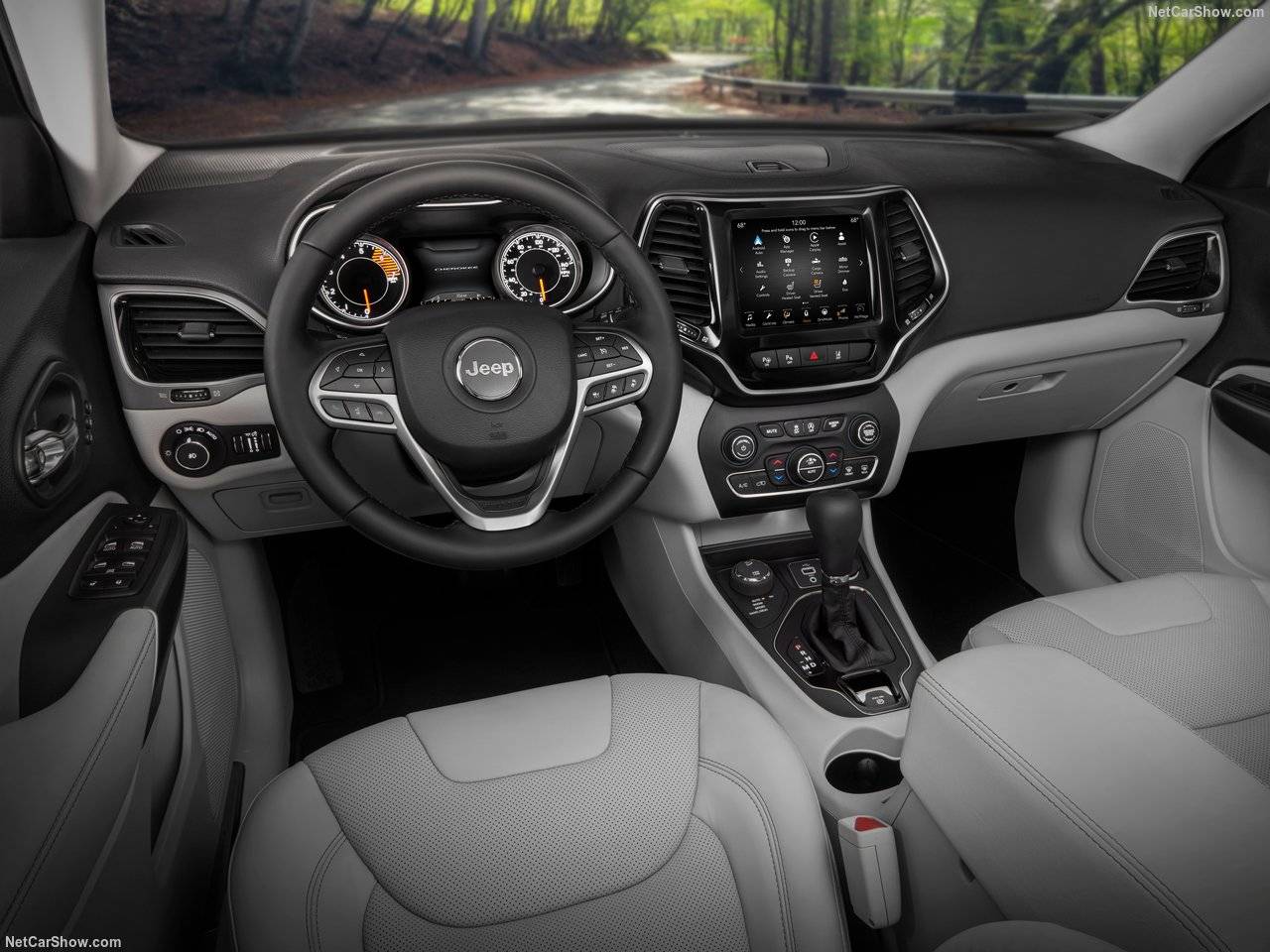 jeep-cherokee-interieur