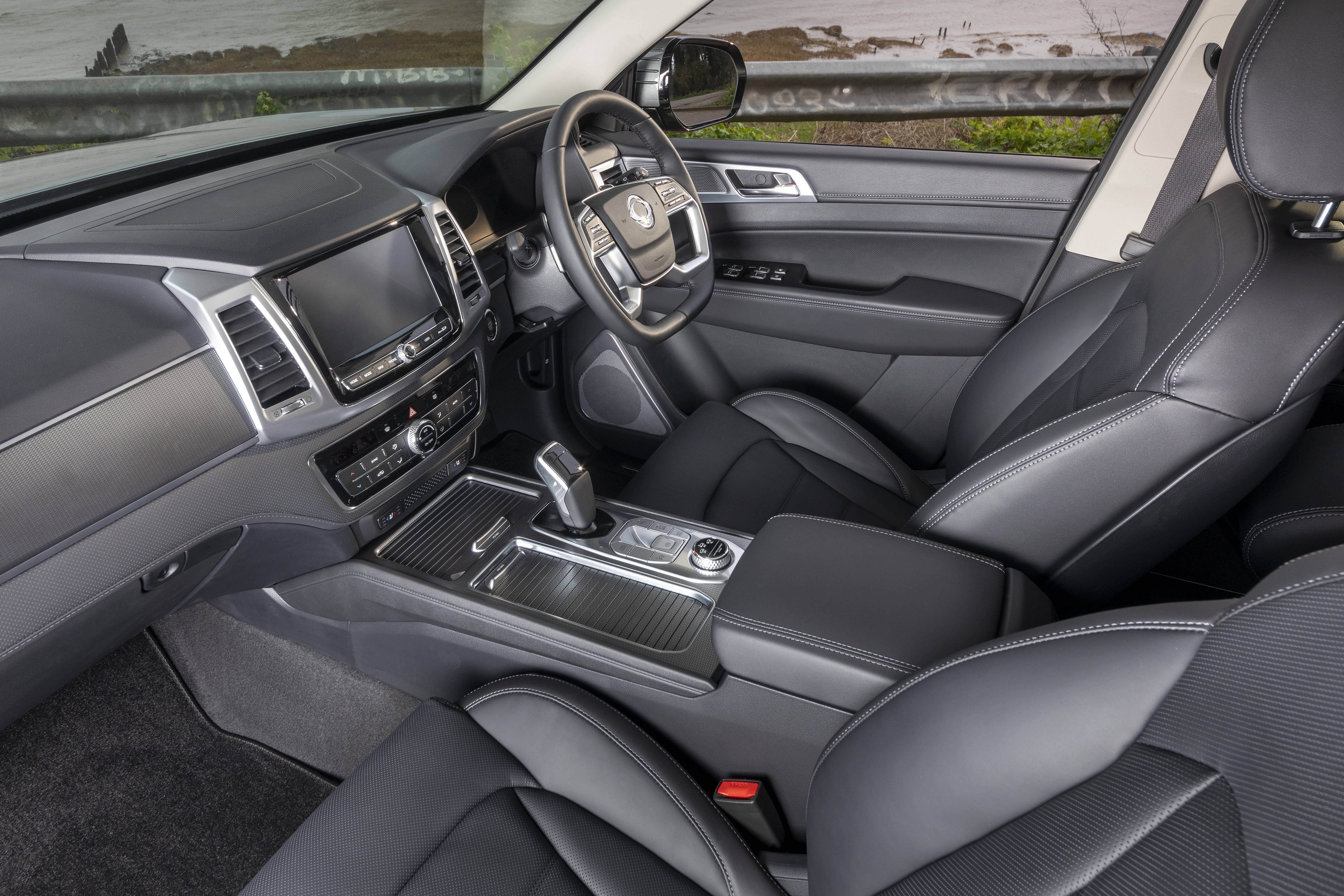 SsangYong Rexton Interieur
