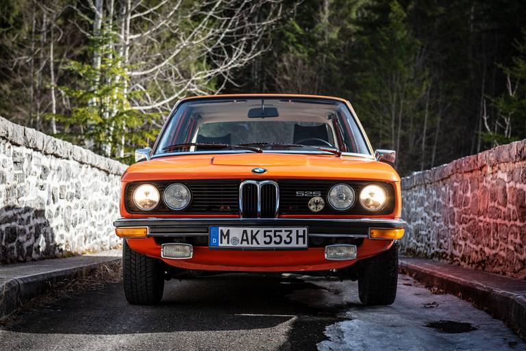 BMW-525-E12-Inka-Front