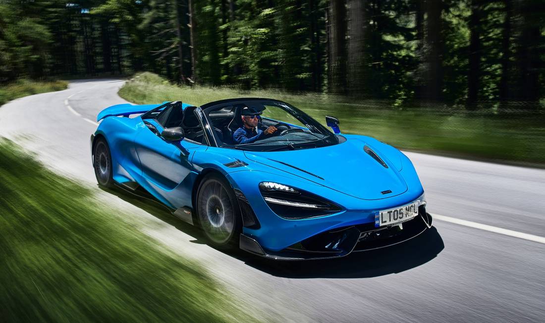 McLaren-765LT-blau-front.jpg