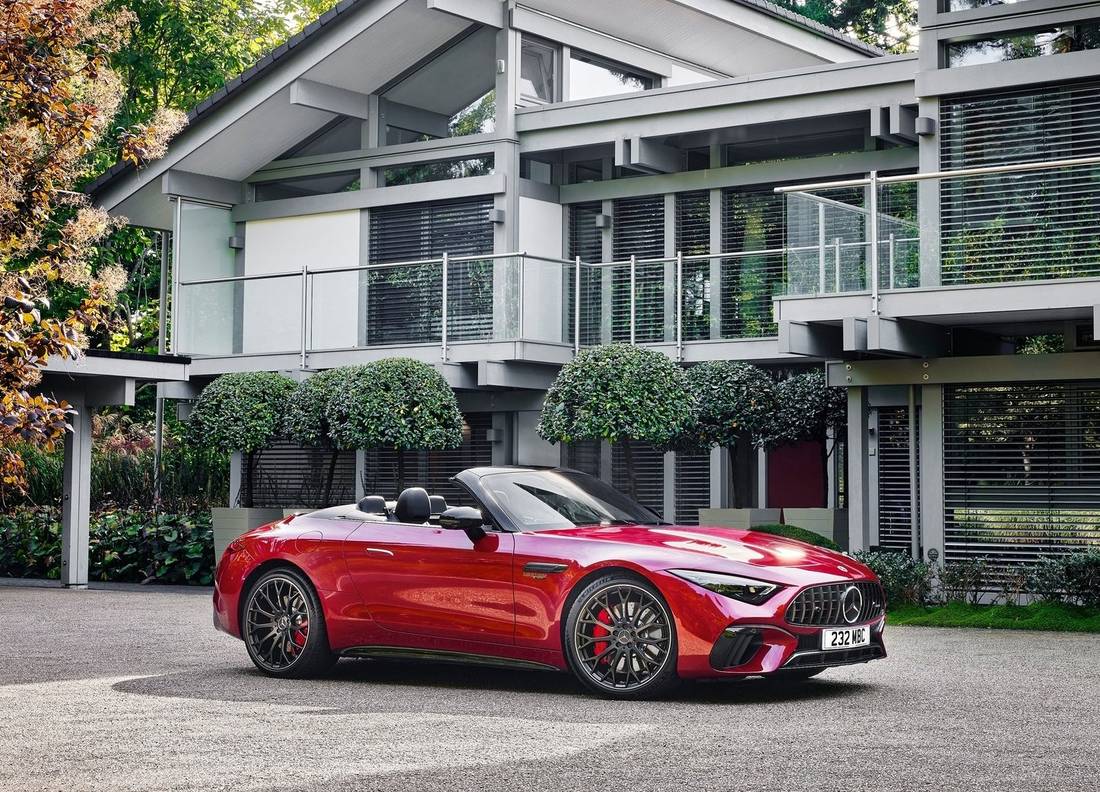 mercedes-benz-sl-55-amg-red-side