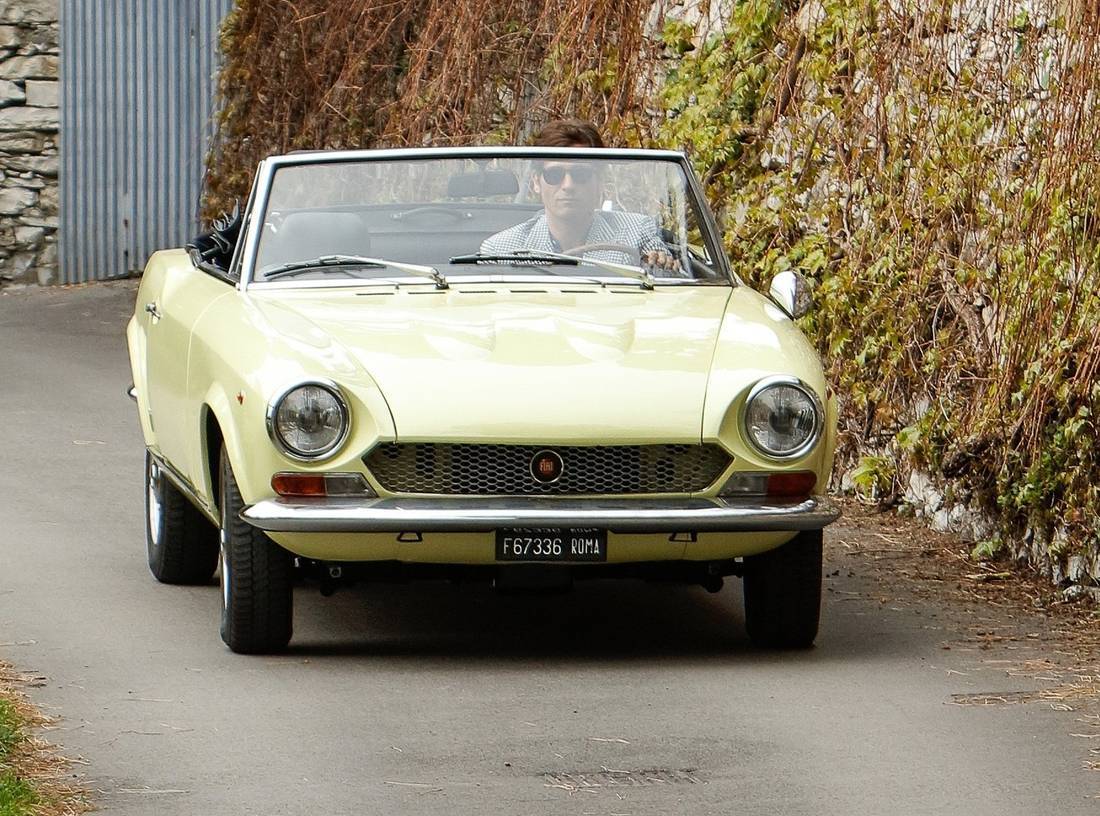 4IolRa7d5hZvv4iTn5Cd6a-d8630b783a0a7fb7eb42db3f352970f2-fiat-124-sport-spider-pininfarina-front-1100