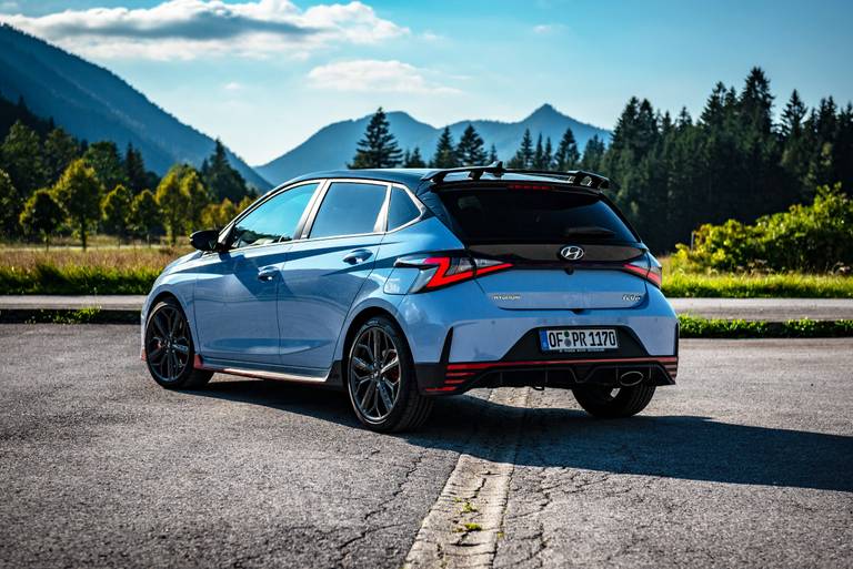 Hyundai-i20-N-Rear-Side