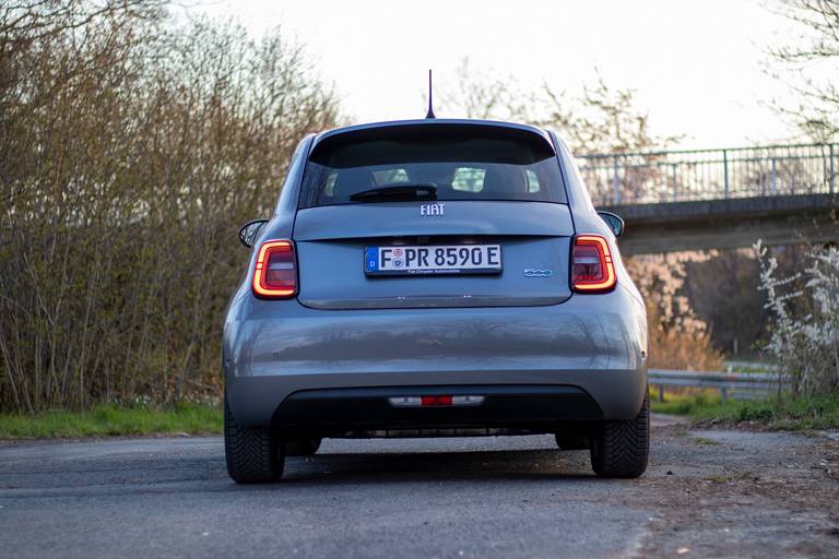 Fiat 500e 3+1 ICON 2022 im Test – Dolce Vita für jedermann