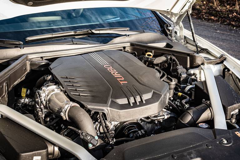 Kia-Stinger-GT-Engine