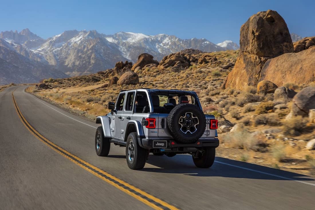 Jeep-Wrangler-4xe-PluginHybrid-Rear