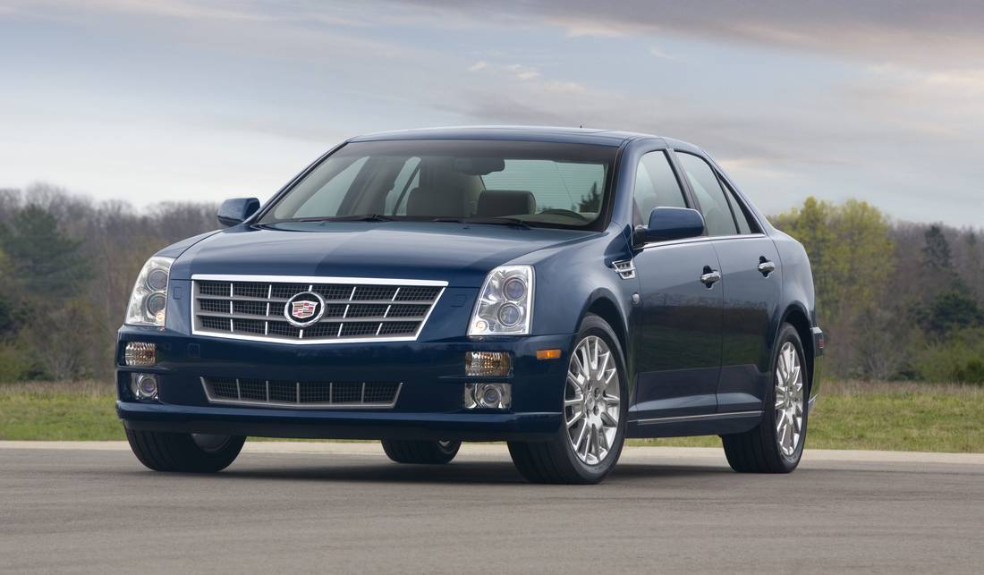 cadillac-sts-overview