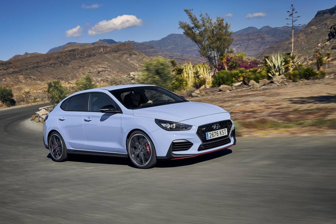 hyundai-i30-fastback-n-2019-30-1