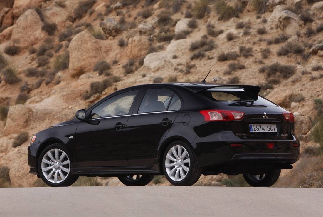 ek0Dqzt0okRKYUQJmFbMp-0d16b87683a6e0cc55d98bfc1bee2cb6-Mitsubishi-Lancer_Sportback-2009-1280-0c-1100