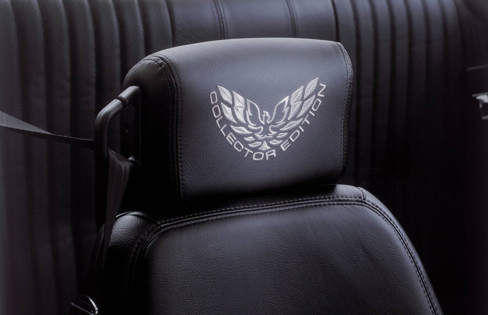 pontiac-trans-am-seats