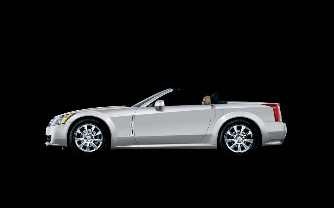4PuNHzSLfEx9iYix9V4ayG-f510914b2eabf925bcffa7752c7b8c1d-cadillac-xlr-side-1100