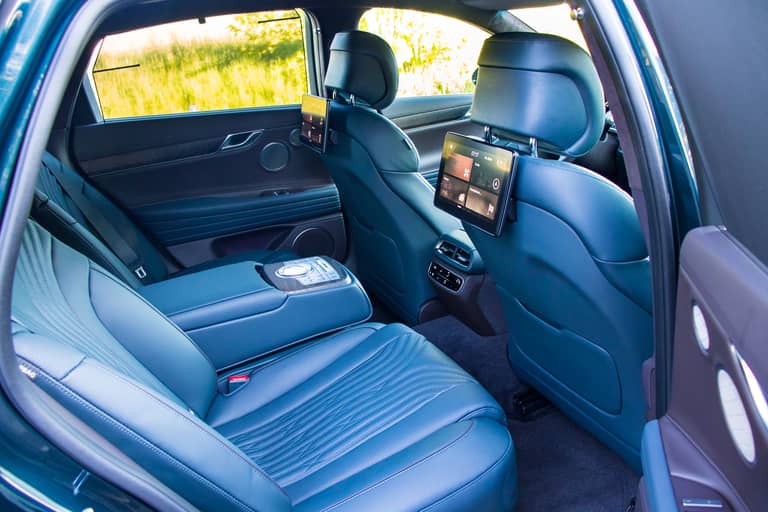 Genesis G80 2.5T Interior 3