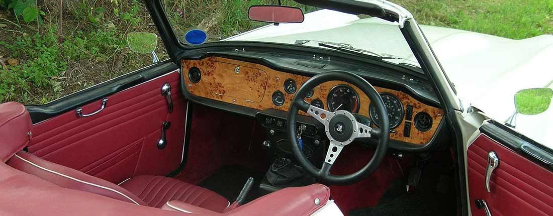 triumph-tr5-interior