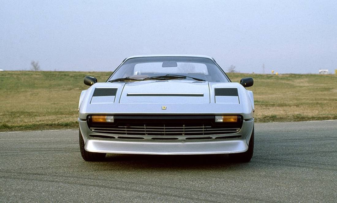 4OuQvQ6swMkOUVcVrJZ4jn-0f776978cc51367d89cdee720b88d48e-ferrari-208-overview-1100