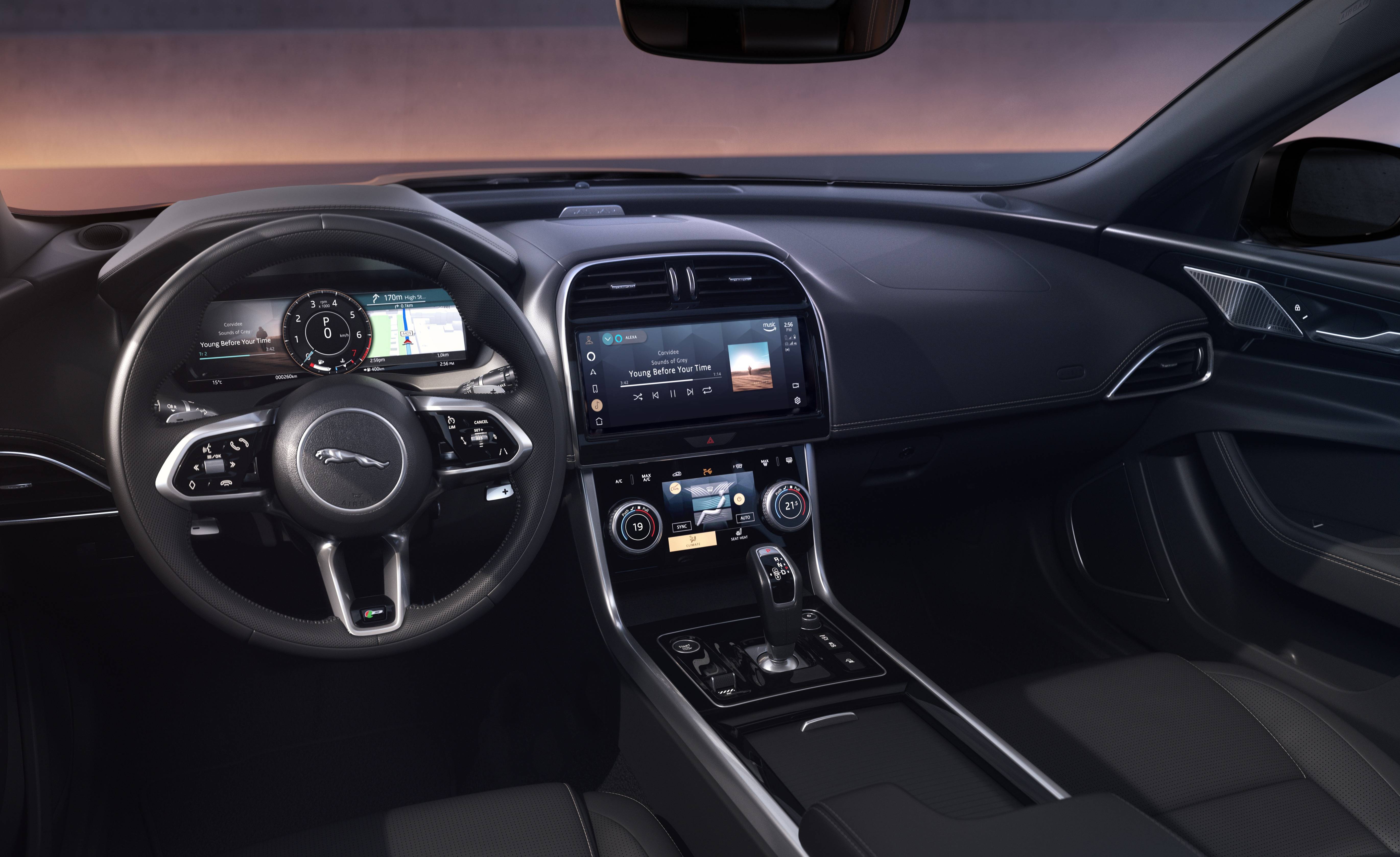 jaguar-xe-interior