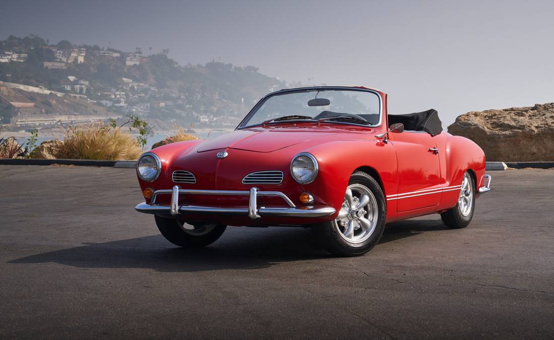 volkswagen-karmann-ghia-front