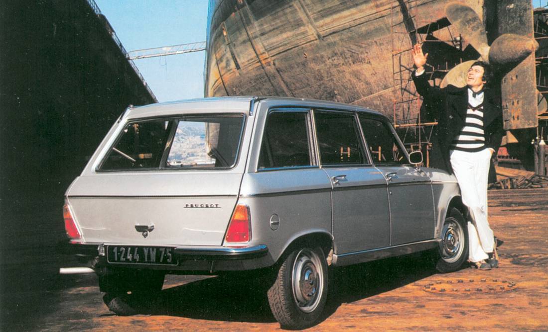 5ErBy4mlldxbhpc4IN9ExW-d760c9b60ad1d1c63489a5b42a627520-peugeot-204-back-1100