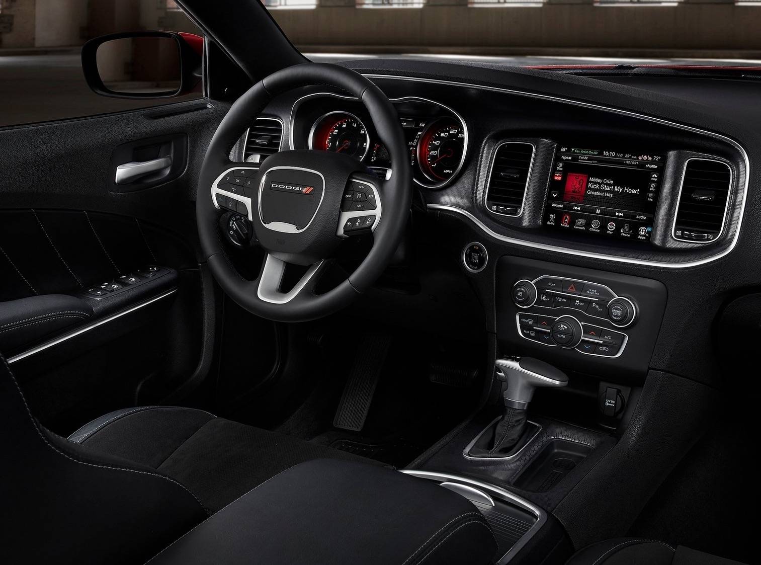 Dodge-Charger-interior