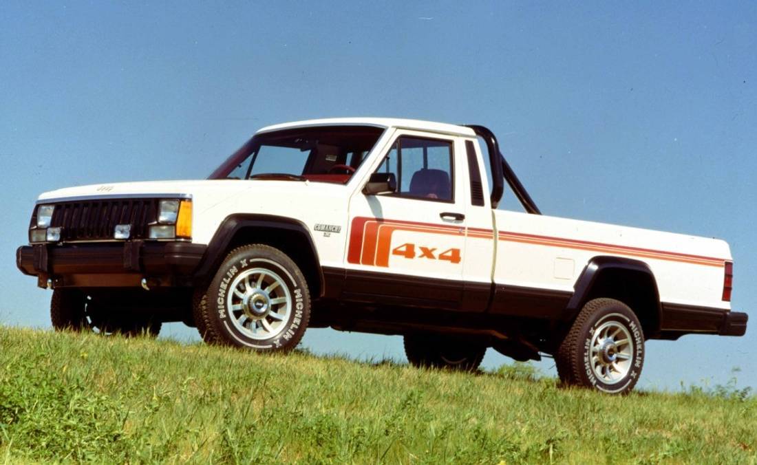 6vz9j1HaVlAWcJd03pNQ9H-b53ef37ab44dece805ea496a387688ad-jeep-comanche-side-1100
