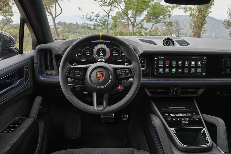 Porsche-Cayenne-Turbo-E-Hybrid-Cockpit