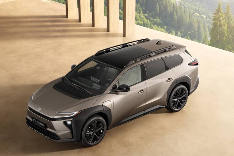 Toyota bZ4X Touring 1