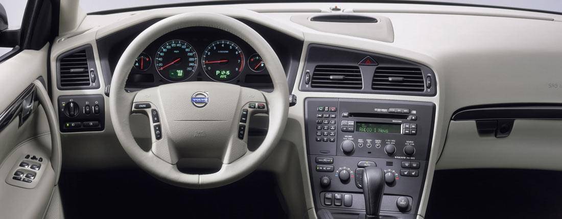 2EnYH5Jt1rQaXokYlNthdc-67ae1d532a73f76288e4c23839432178-volvo-v70-d5-l-03-1100