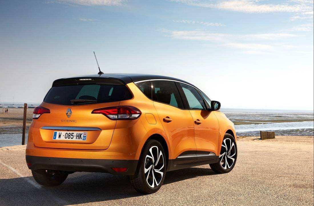 CYRB3PGKV8c1n6e9fLUUB-9fe2f283fcbe73fcdad5c8c6ce1e120a-renault-scenic-back-1100