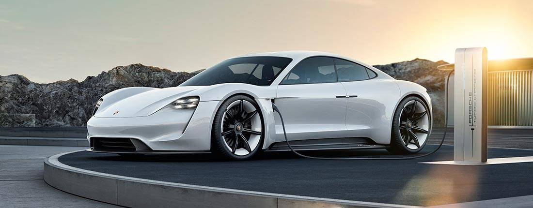 porsche-taycan-l-01