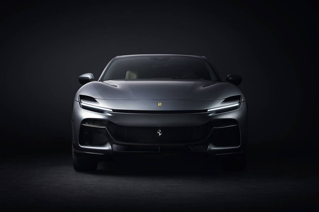 Ferrari-Purosangue-2023-Front