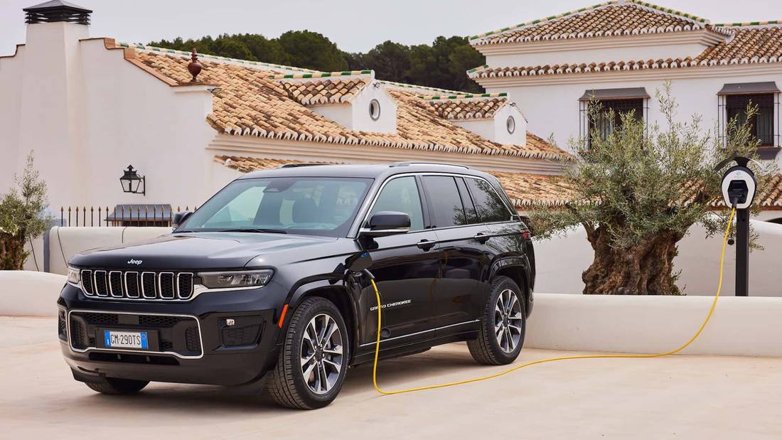 jeep-grand-cherokee-4xe-2023-im-test-recharge