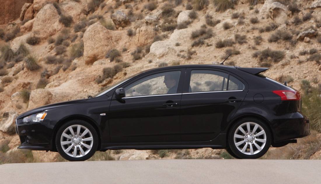 G6t4oAM8RMUbPCvlVnOHx-a3a3c96d3803ea40b2f826571cc1f500-Mitsubishi-Lancer_Sportback-2009-1280-0a-1100