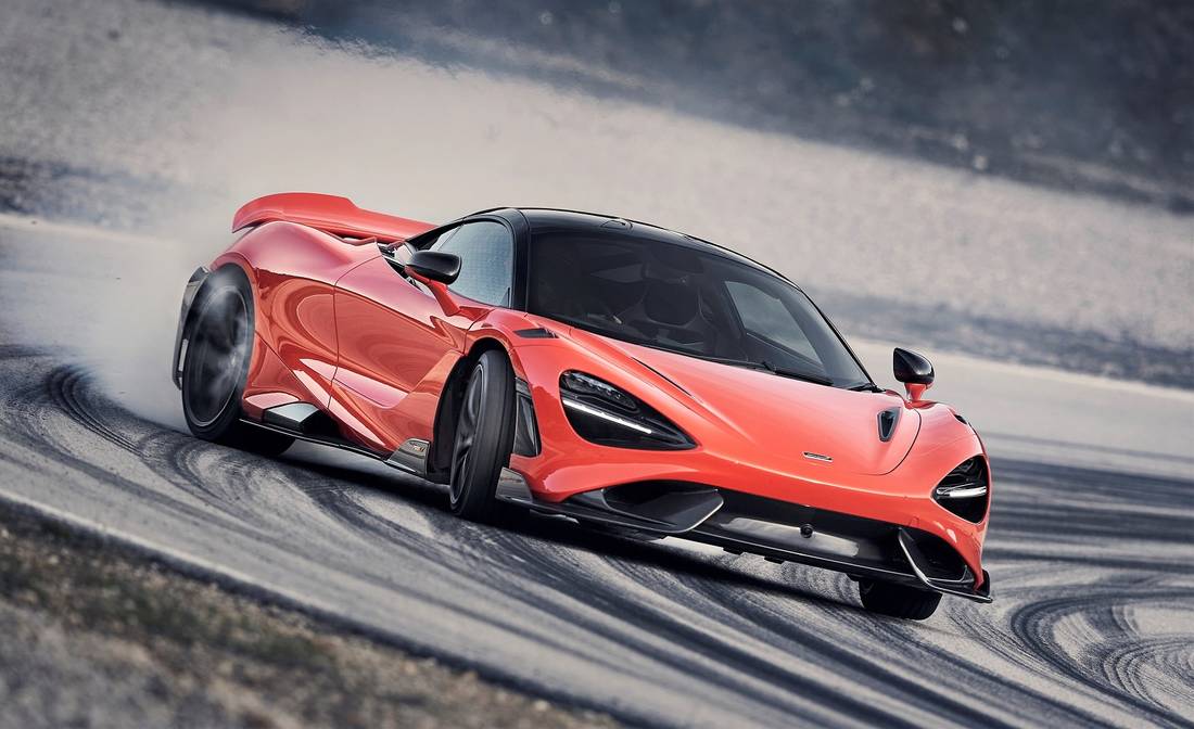 McLaren-765LT-front-rennstrecke