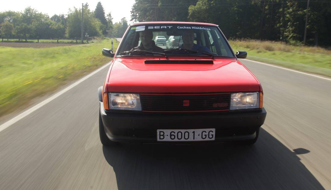 V295kYvvSUJtgJX72M9p8-a998f9b5f7b560e20b54473ec3b4140c-seat-ronda-front-1100