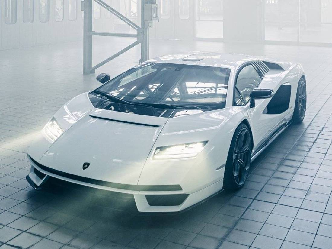 7l5glfrpgVv3d89twMfANr-1cd70a1d157d2b706b6bc192120f606a-lamborghini-countach-2021-43-6-1100