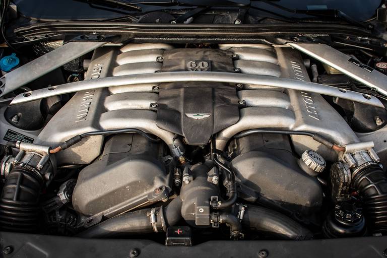 Aston-Martin-DB9-Engine