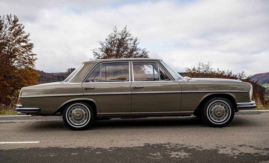 6TOirxbMpGSmOjuMOxre5N-da978ad6015d8d82397a83120f728fe2-mercedes-benz-250-side-1100
