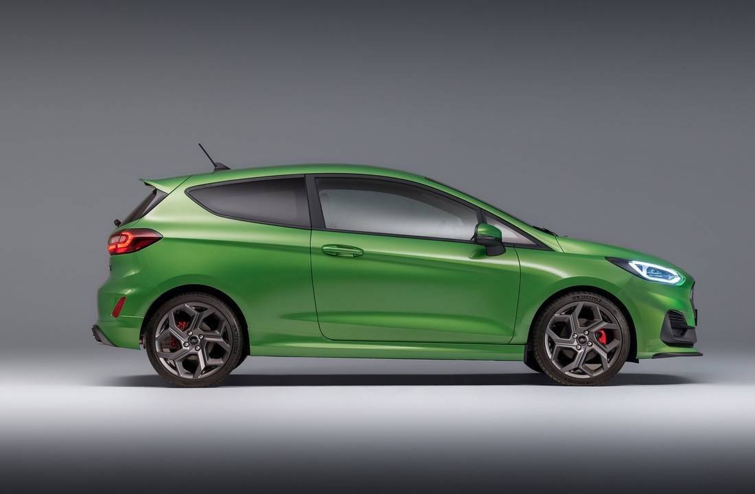 1V01yQa6DK8V5r0hLgmGhI-6ab29e672930689bdce84cd5e93c1743-Ford-Fiesta_ST-2022-1600-05-1100