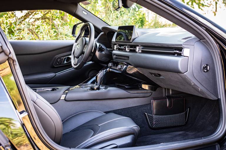 Toyota-Gr-Supra-Interior