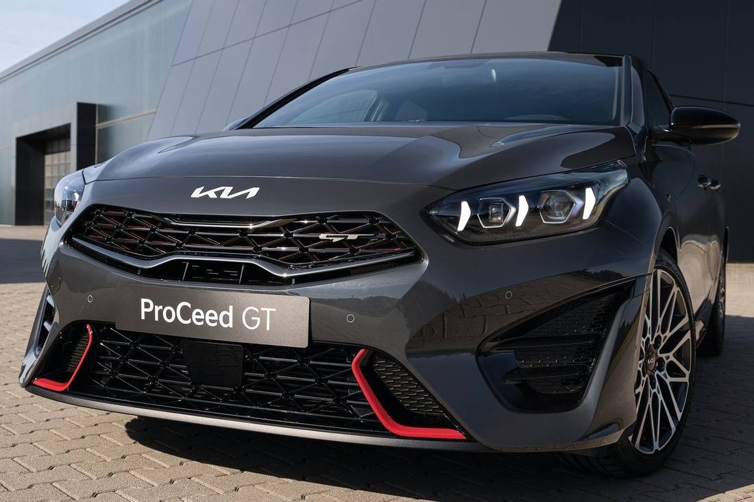 2TuLs09Zf7LPA3IPuX7eo-323dffe1c99663582fbf09949e0dd054-kia-proceed-gt-front-1100