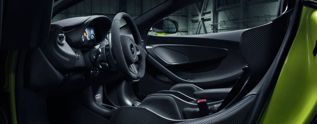 mclaren-600lt-spider-interieur