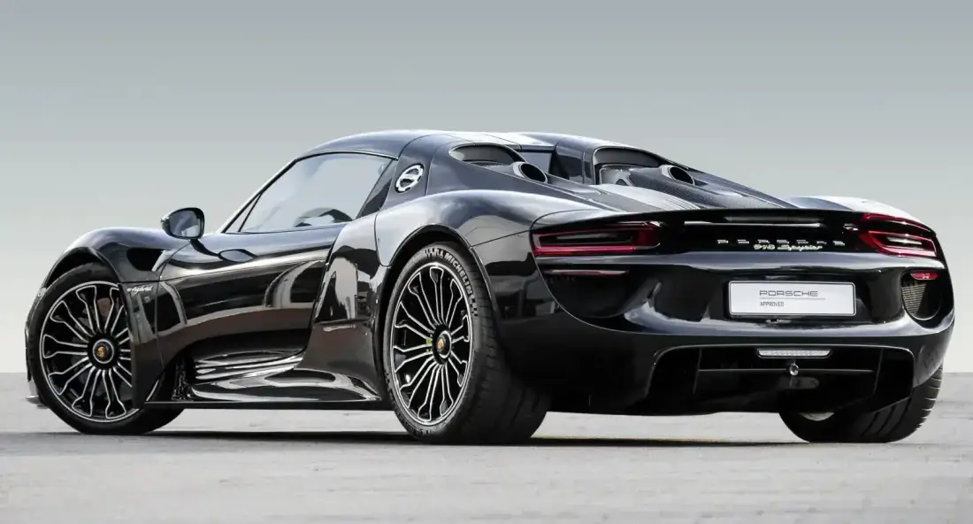 37itZid9ggZgUVnol89Goa-1fb870f67651c36151d1f0501b03c62b-porsche-918-spyder-back-1100