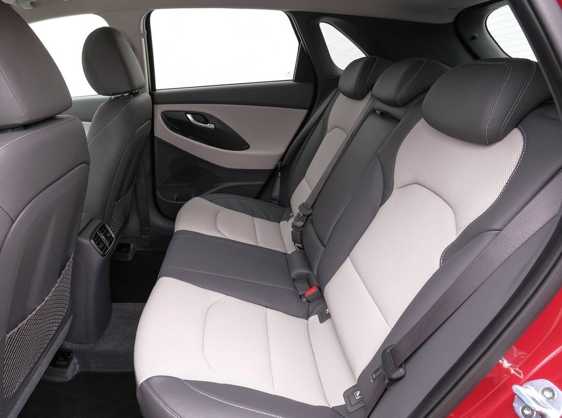 hyundai-i30-seats