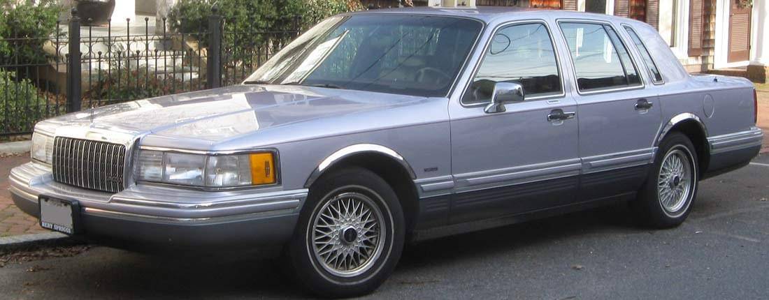 3mlUyozOA0ibAgrAyu10x5-f404758f40499591dc4aedd0cd3f5f4c-lincoln-town-car-l-03-1100