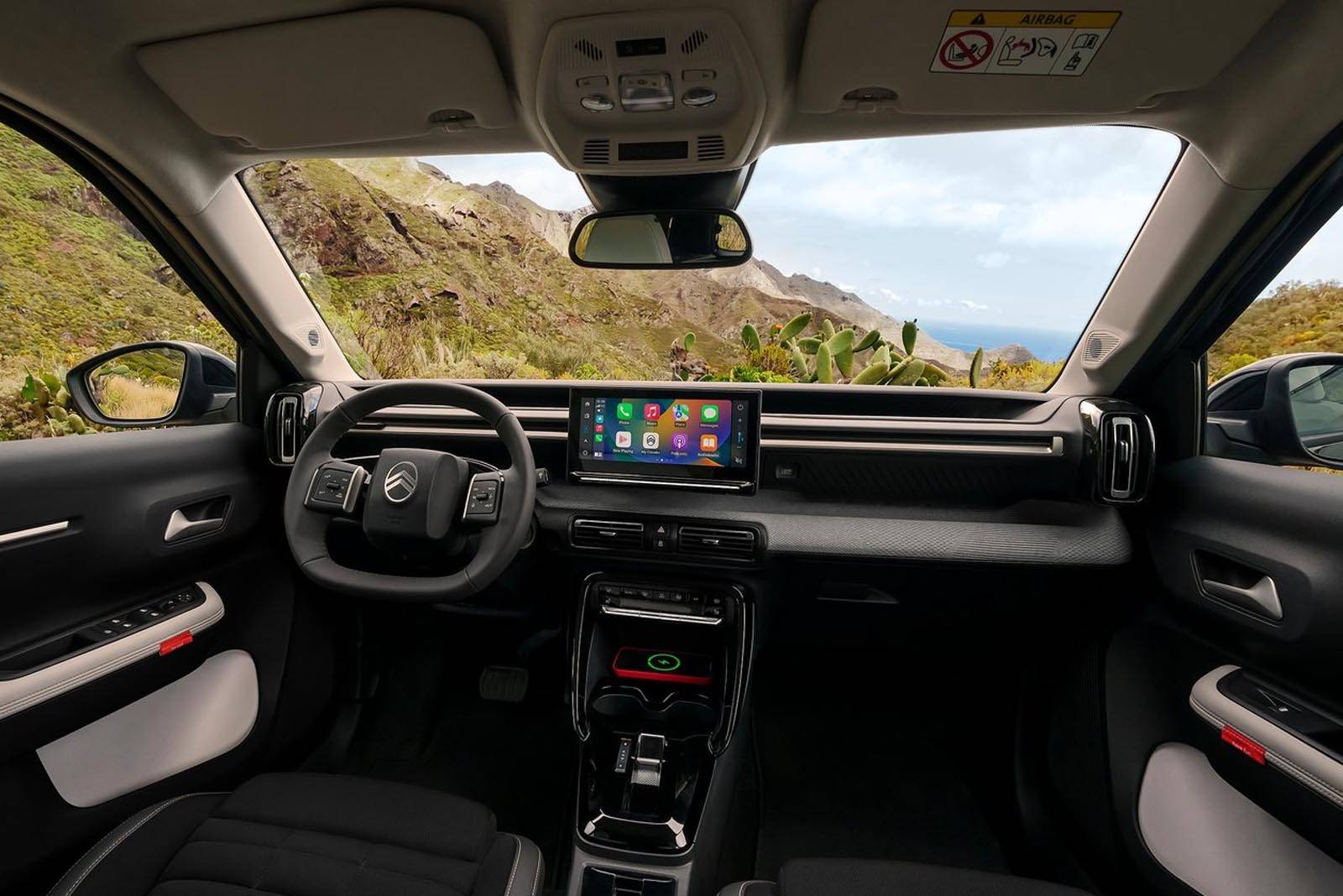 Citroen e-C3 Aircross - Cockpit