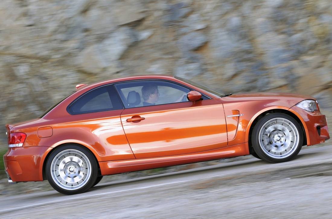 bmw-1er-m-coupe-side