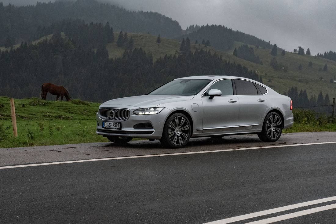 Volvo S90 T8 Test: Paradelimo mit Ladehemmung