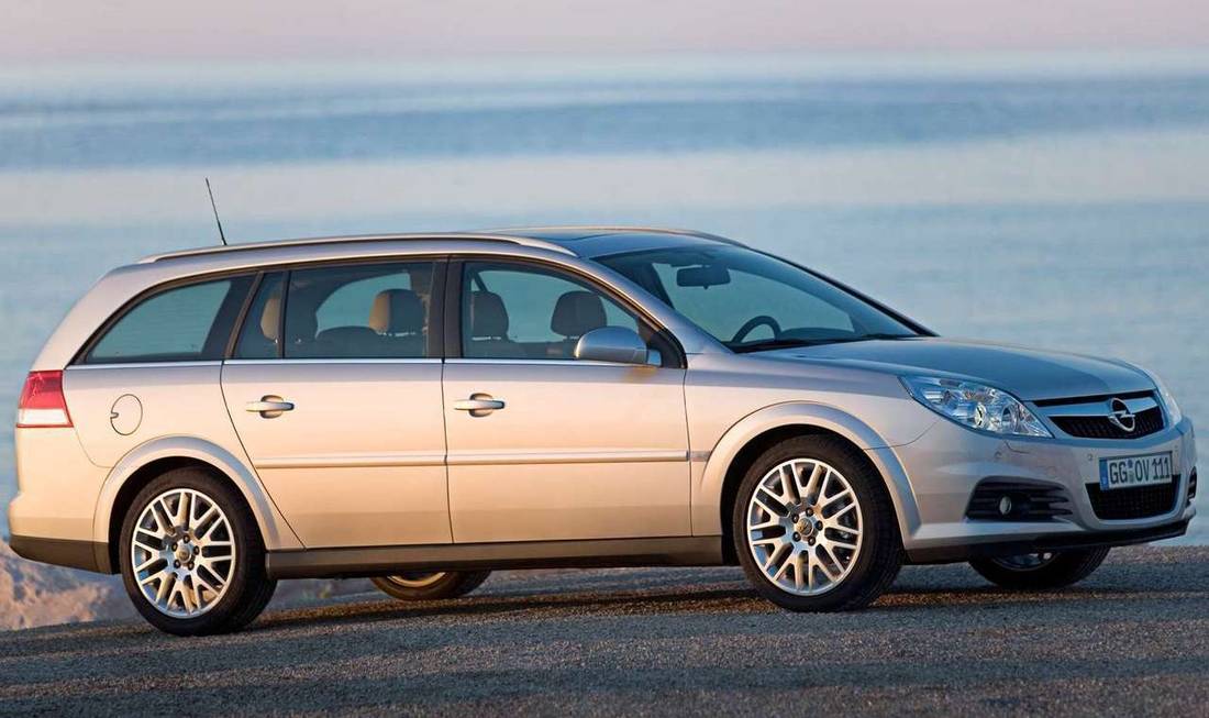 3otWS9vZWv6GsAD8i0Ukug-f283e2bc69bc42ab74452a26c2252a55-Opel-Vectra_Caravan-2006-1280-03-1100