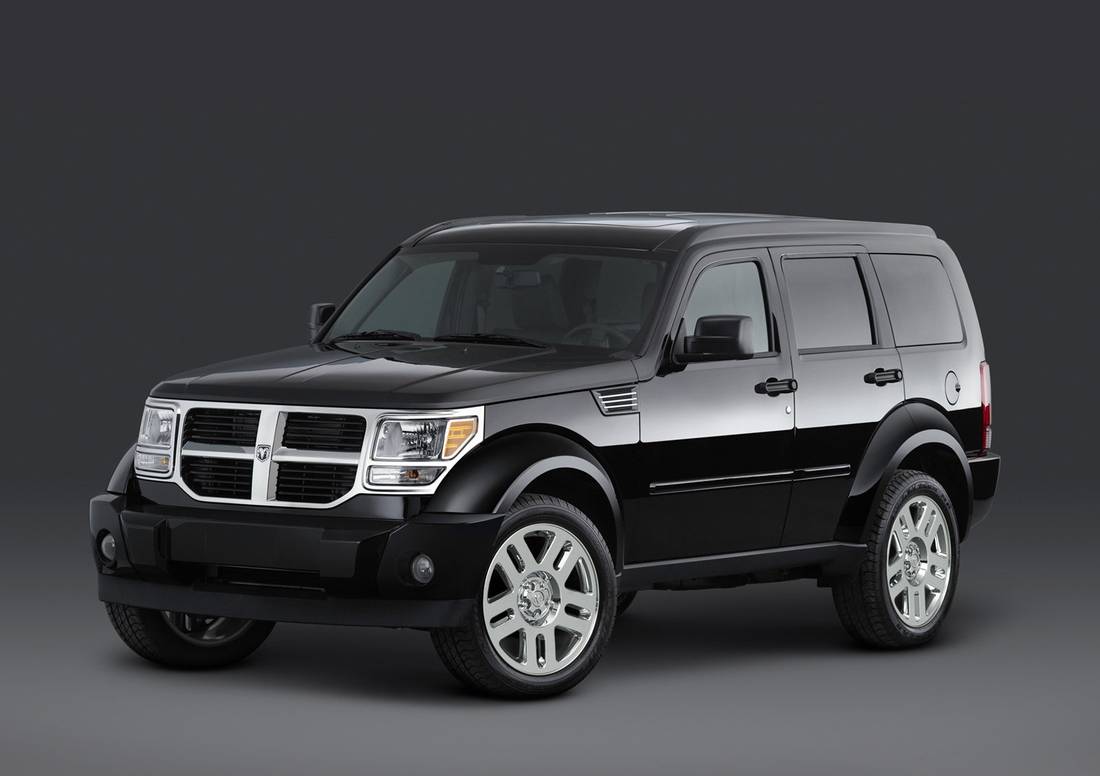 dodge-nitro-slt-front